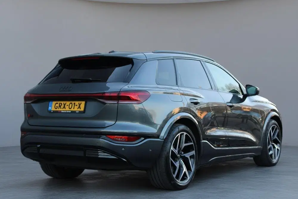 Audi Q6 e-tron performance 100kWh uit 2024, foto 3