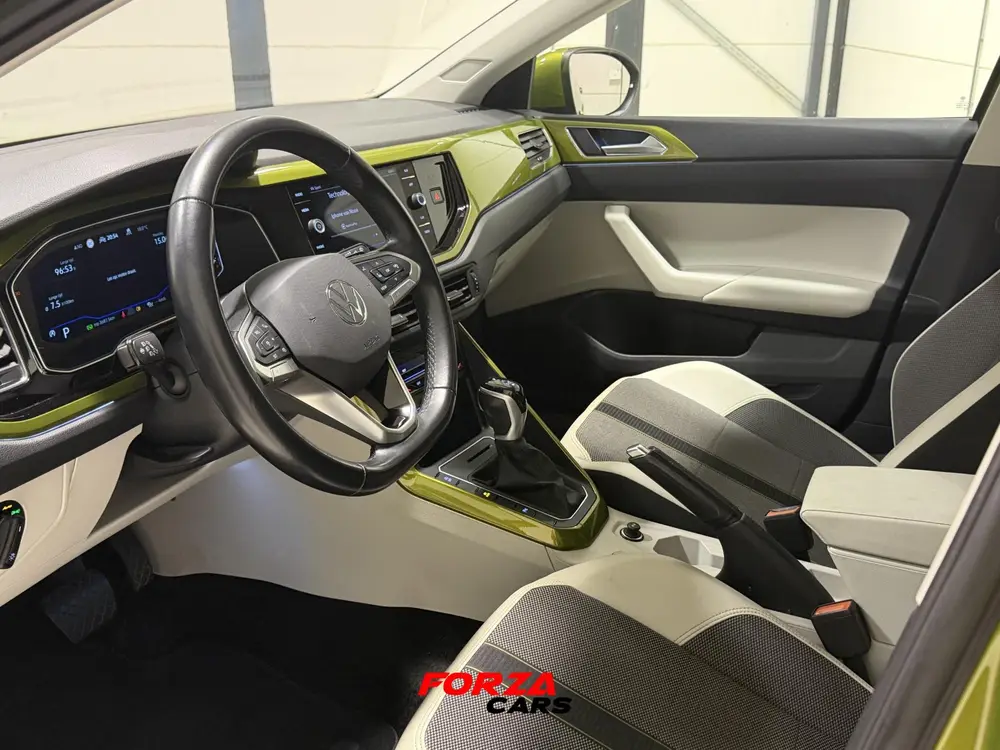 Volkswagen Taigo 1.5 TSI OPF DSG Style | Trekhaak | ACC | IQ uit 2022, foto 2