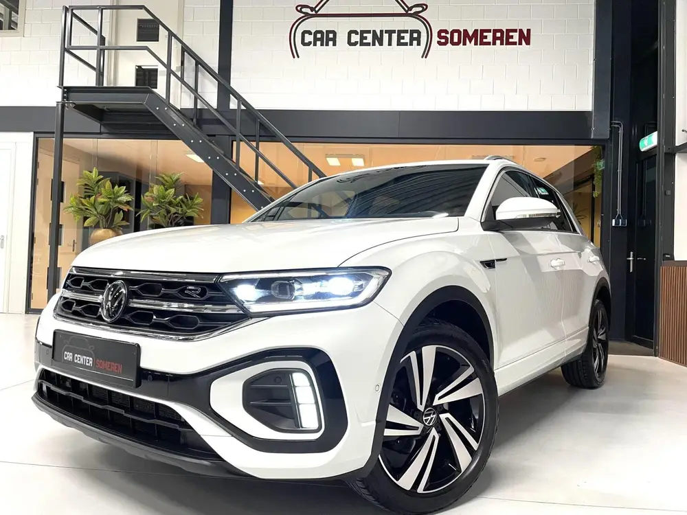 Volkswagen T-Roc 1.5 TSI R-Line/ Camera/ Massage/ IQ LED/ 18 uit 2023