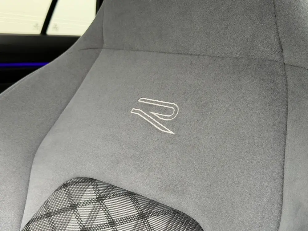 Volkswagen Golf Variant 1.5 eTSI R-Line Business+ Apple carp uit 2022, foto 11