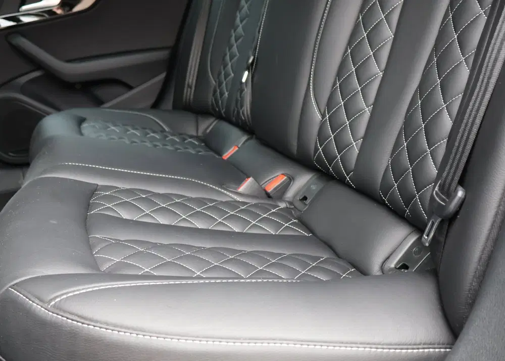 Audi A4 35 TFSI Design Pro Line Leder uit 2020, foto 12