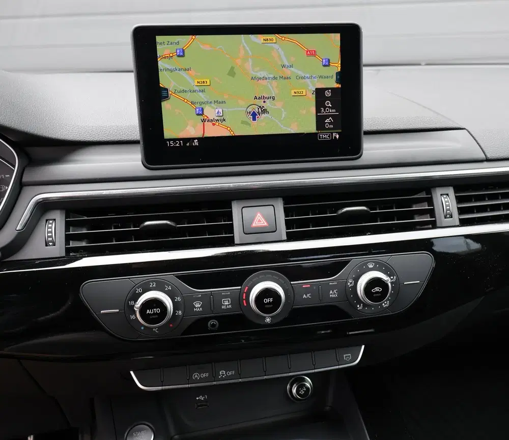 Audi A4 35 TFSI Design Pro Line Leder uit 2020, foto 14