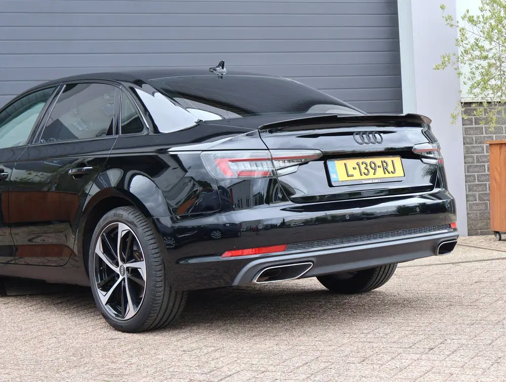 Audi A4 35 TFSI Design Pro Line Leder uit 2020, foto 5