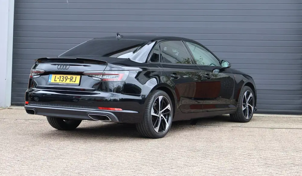 Audi A4 35 TFSI Design Pro Line Leder uit 2020, foto 6