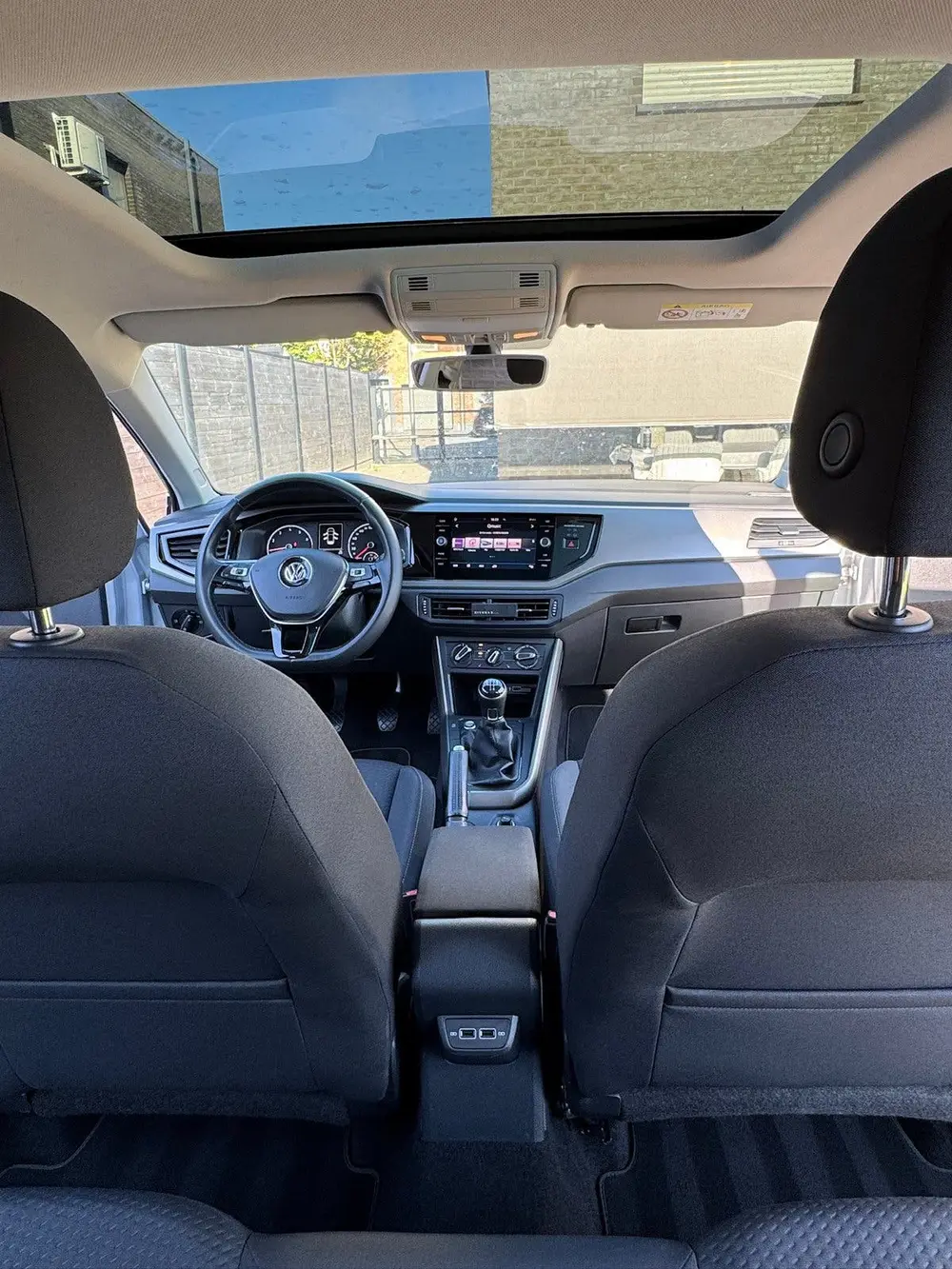 Volkswagen Polo VW POLO 1.0 TSI *KEYLESS - CARPLAY - TREKHAAK - PANORAMA DAK uit 2019, foto 11