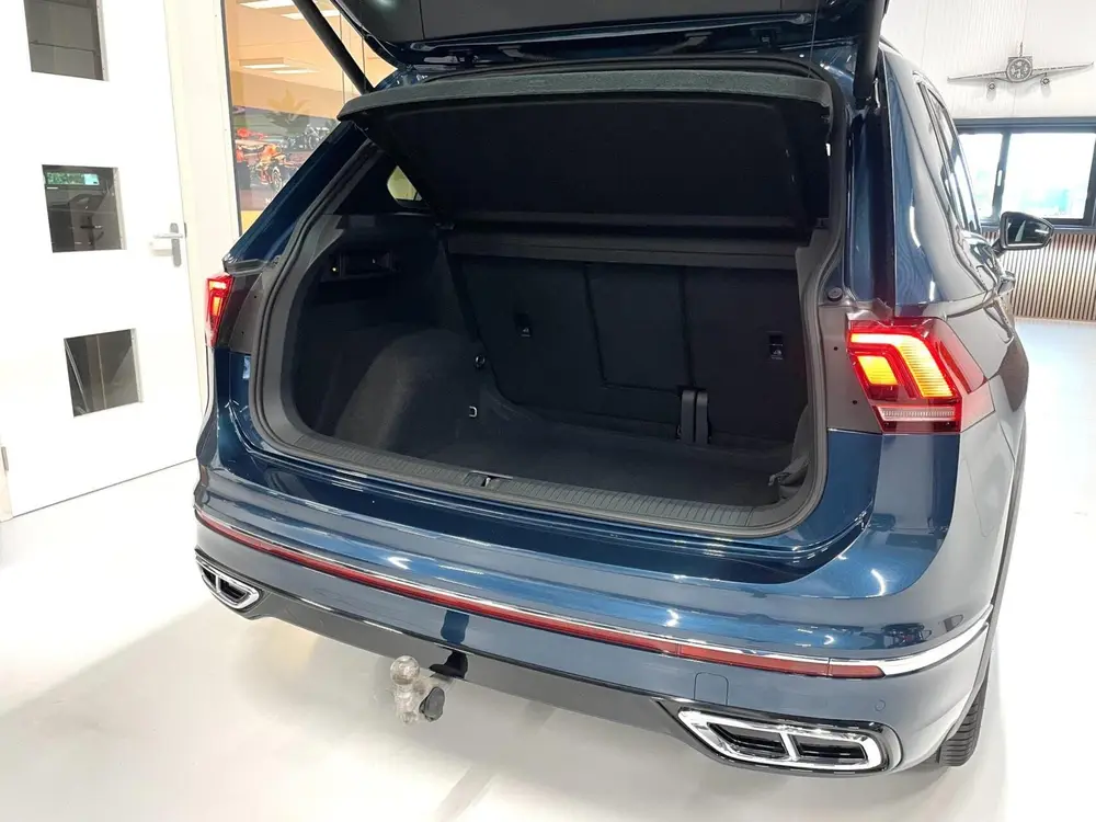 Volkswagen Tiguan 1.5 TSI R-Line/ Cam/ IQ LED/ CarPlay/ Trek uit 2022, foto 17