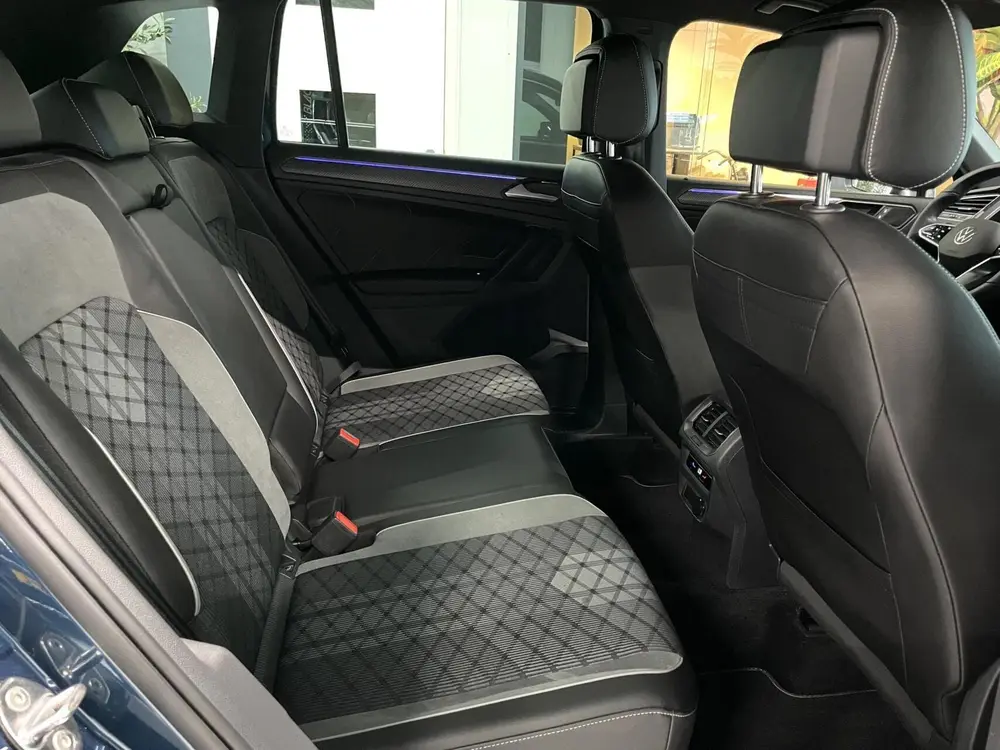 Volkswagen Tiguan 1.5 TSI R-Line/ Cam/ IQ LED/ CarPlay/ Trek uit 2022, foto 9