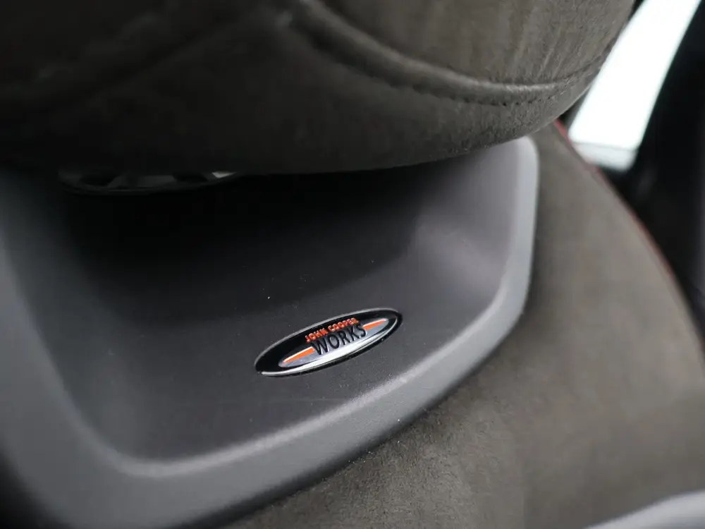 Mini Cabrio 2.0 JCW JOHN COOPER WORKS 231 PK REBEL GRE uit 2019, foto 9