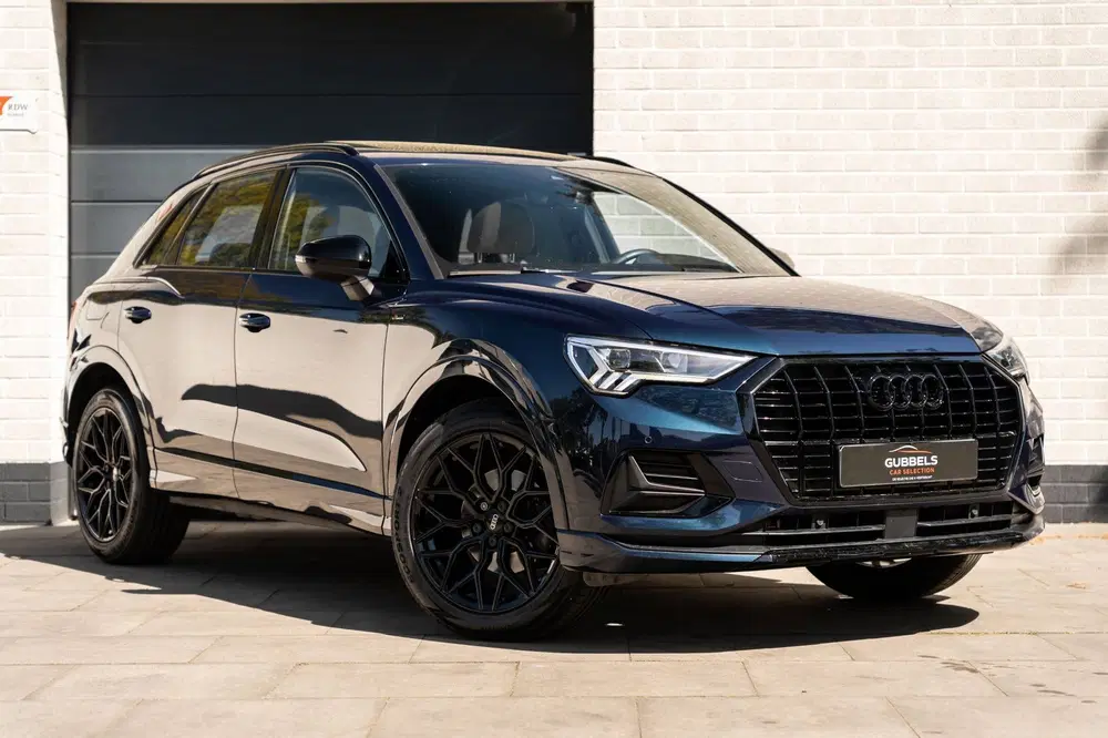 Audi Q3 35 TFSI S-line Black Optic uit 2019, foto 4