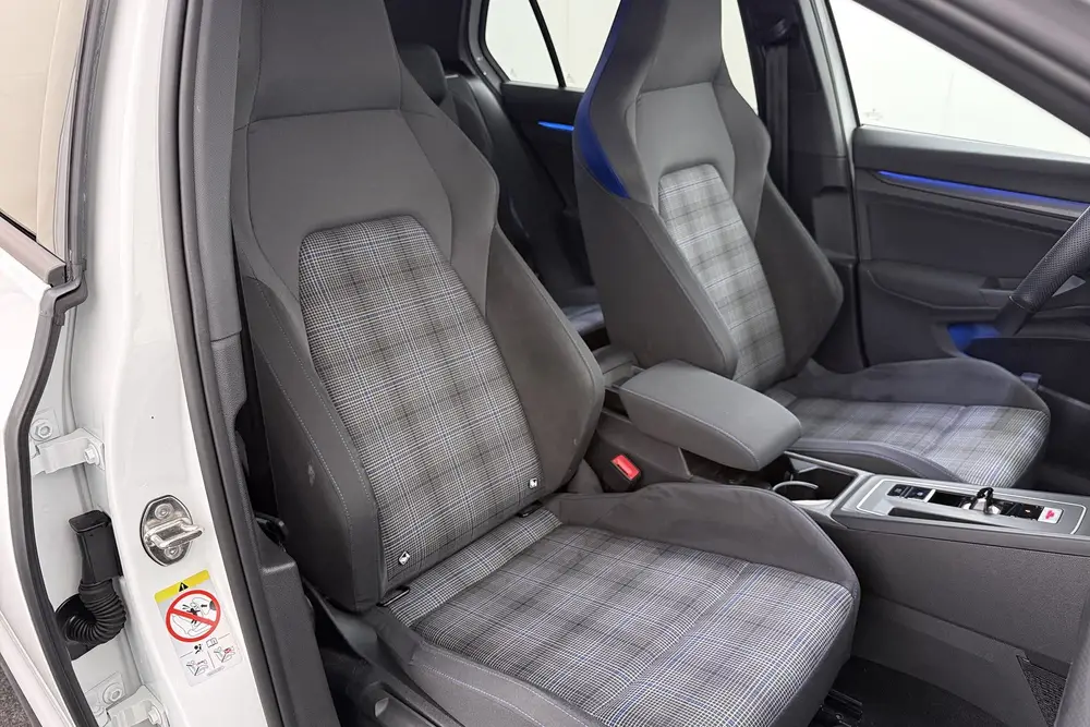 Volkswagen Golf 1.4 245 PK eHybrid GTE Carplay Adapt. Cruise uit 2021, foto 14