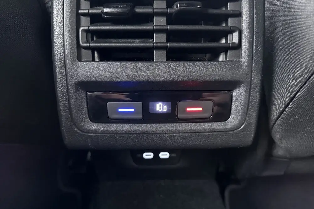 Volkswagen Golf 1.4 245 PK eHybrid GTE Carplay Adapt. Cruise uit 2021, foto 16