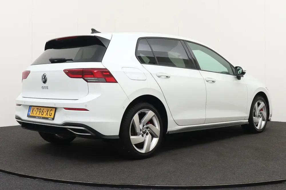 Volkswagen Golf 1.4 245 PK eHybrid GTE Carplay Adapt. Cruise uit 2021, foto 2