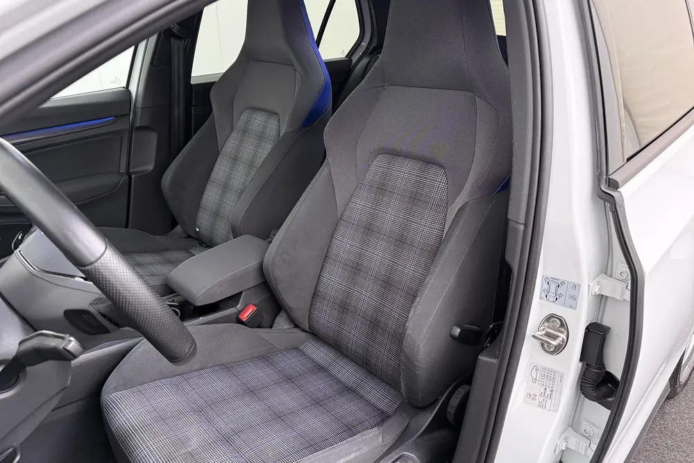 Volkswagen Golf 1.4 245 PK eHybrid GTE Carplay Adapt. Cruise uit 2021, foto 9