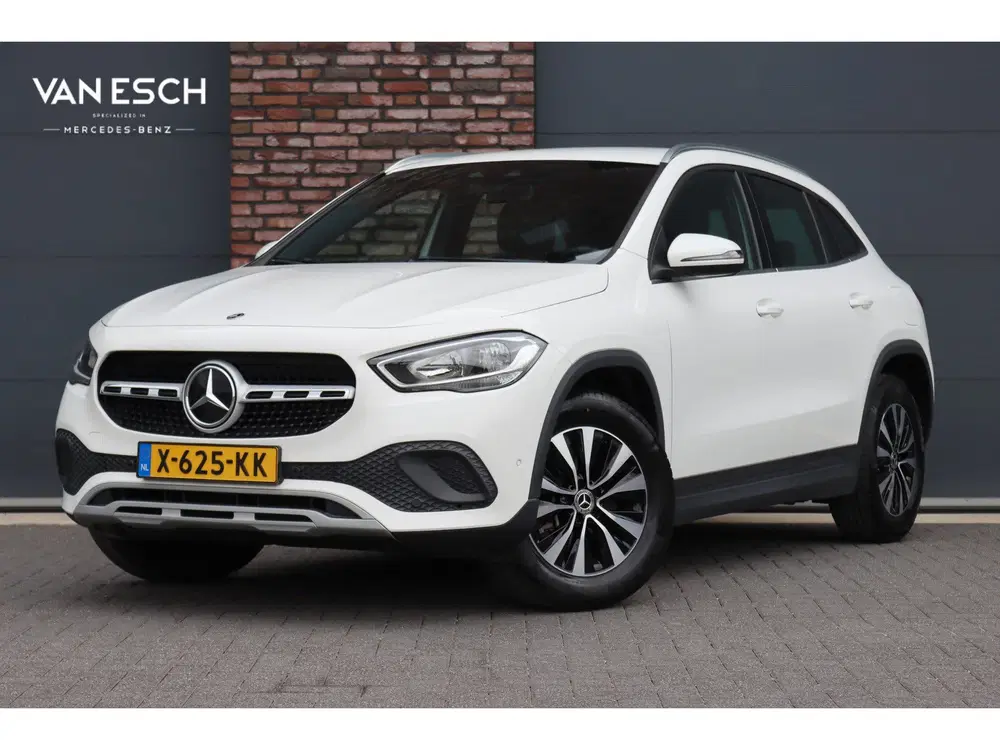 Mercedes-Benz GLA GLA 250 e Luxury Line uit 2022