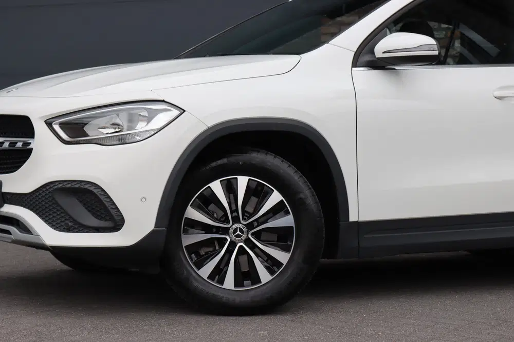 Mercedes-Benz GLA GLA 250 e Luxury Line uit 2022, foto 17
