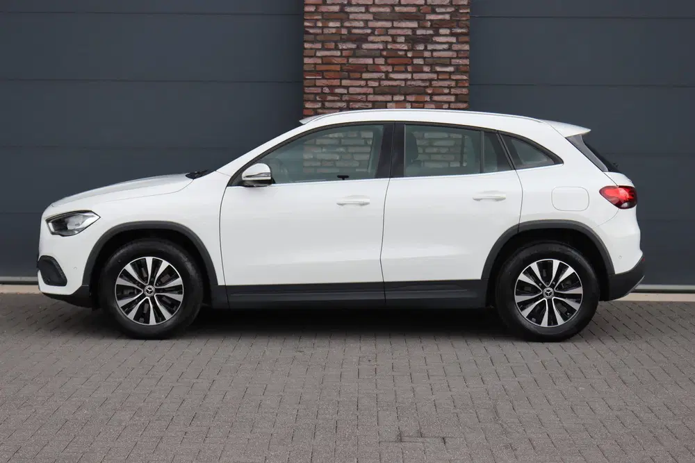 Mercedes-Benz GLA GLA 250 e Luxury Line uit 2022, foto 9