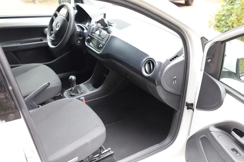 Volkswagen Up! 1.0 Move 65PK 5D 2021 Wit uit 2021, foto 16