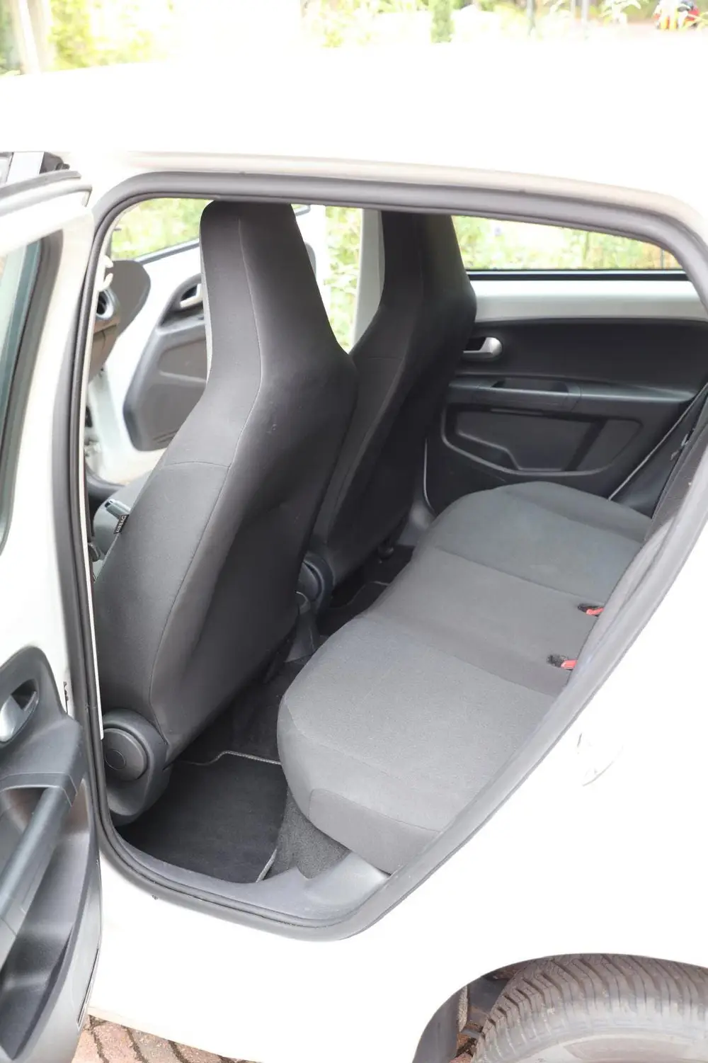Volkswagen Up! 1.0 Move 65PK 5D 2021 Wit uit 2021, foto 18