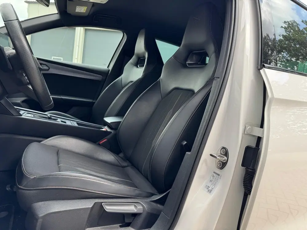 Cupra Leon 1.4 e-Hybrid VZ Business | Full LED | Half Leder uit 2021, foto 5