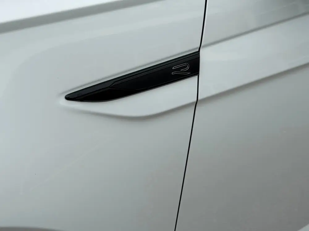 Volkswagen Polo 1.0 TSI R-Line Edition / PANO / IQ / NL AUTO uit 2025, foto 13