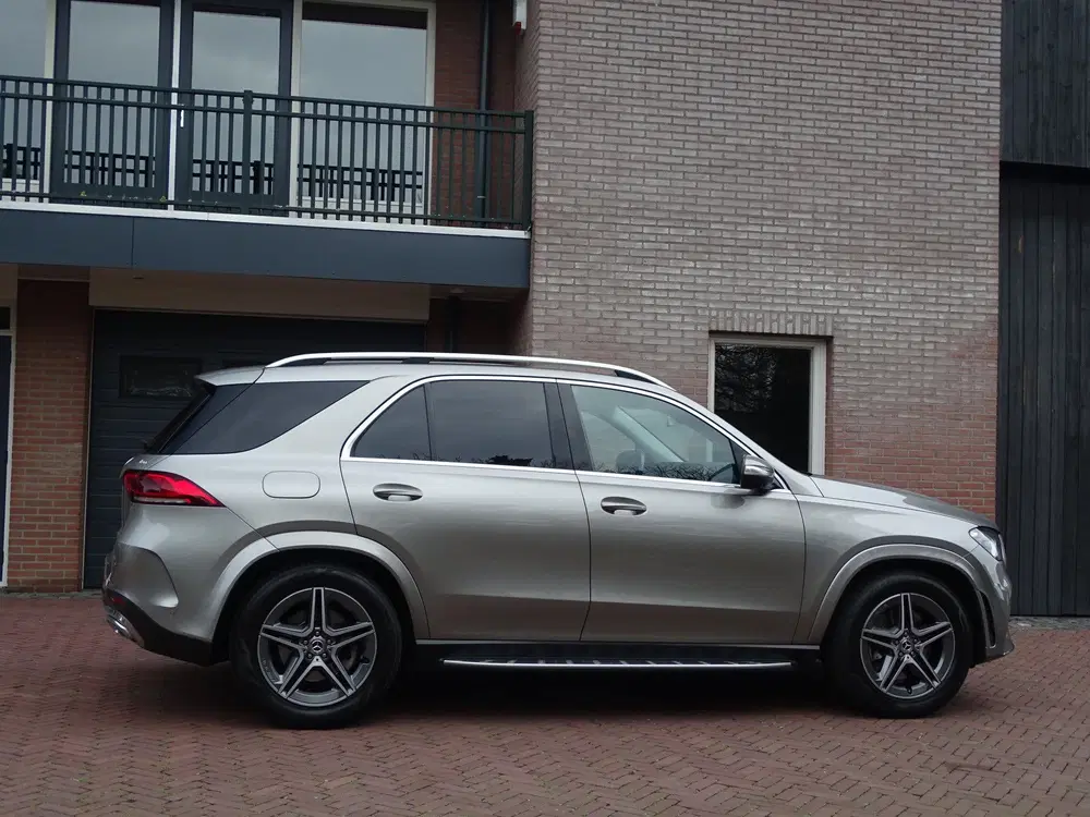 Mercedes-Benz GLE uit 2020, foto 19