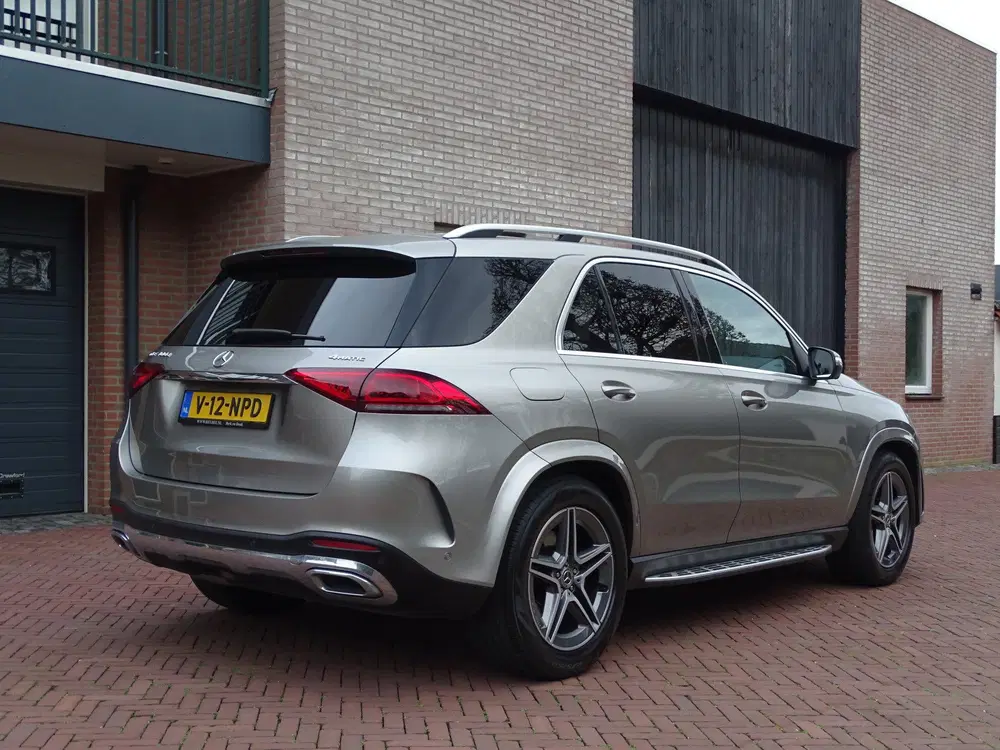 Mercedes-Benz GLE uit 2020, foto 20