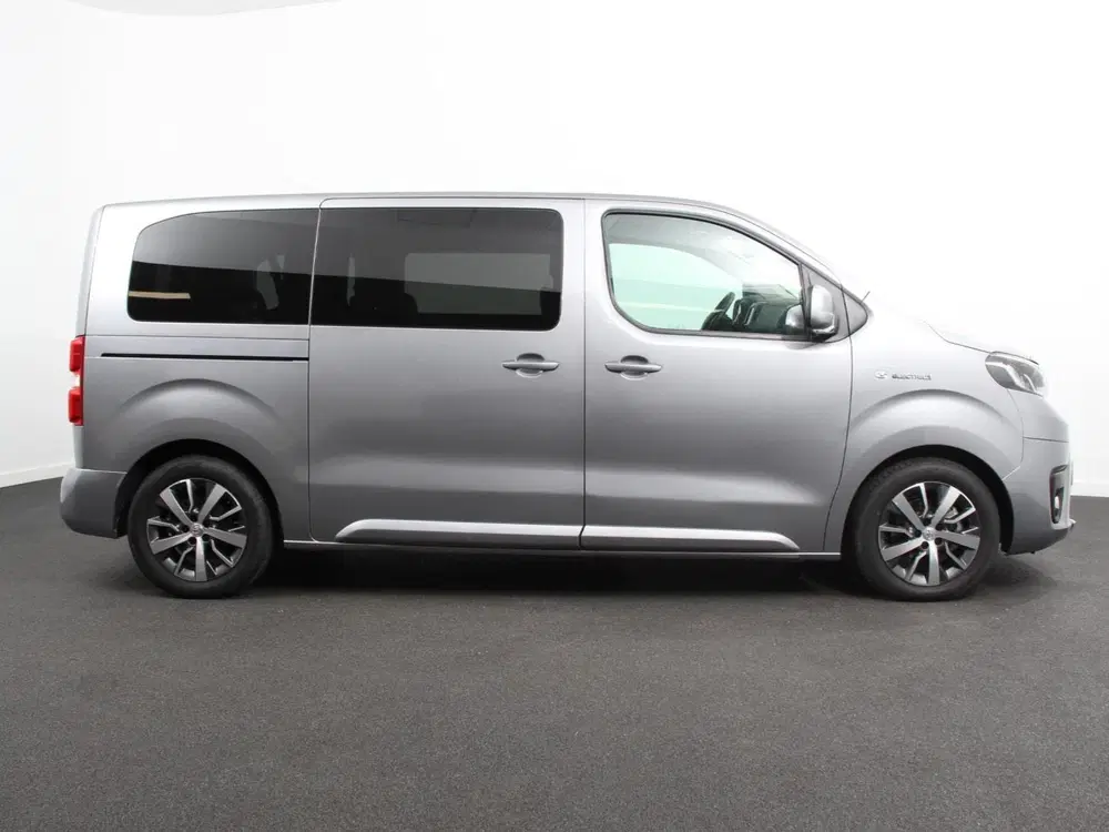 Toyota Proace Luxury L2 8persoons PERSONENBUS uit 2022, foto 9
