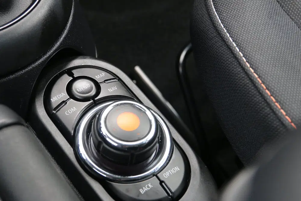 Mini Cooper 1.5 Cooper Dalston Edition NL-AUTO NAP uit 2020, foto 15