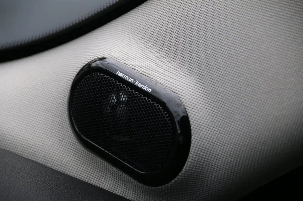 Mini Cooper 1.5 Cooper Dalston Edition NL-AUTO NAP uit 2020, foto 19