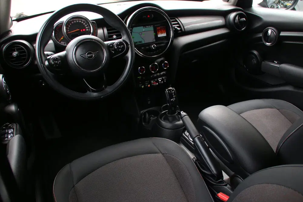 Mini Cooper 1.5 Cooper Dalston Edition NL-AUTO NAP uit 2020, foto 8