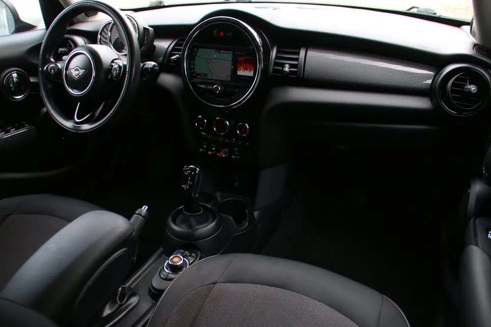 Mini Cooper 1.5 Cooper Dalston Edition NL-AUTO NAP uit 2020, foto 9