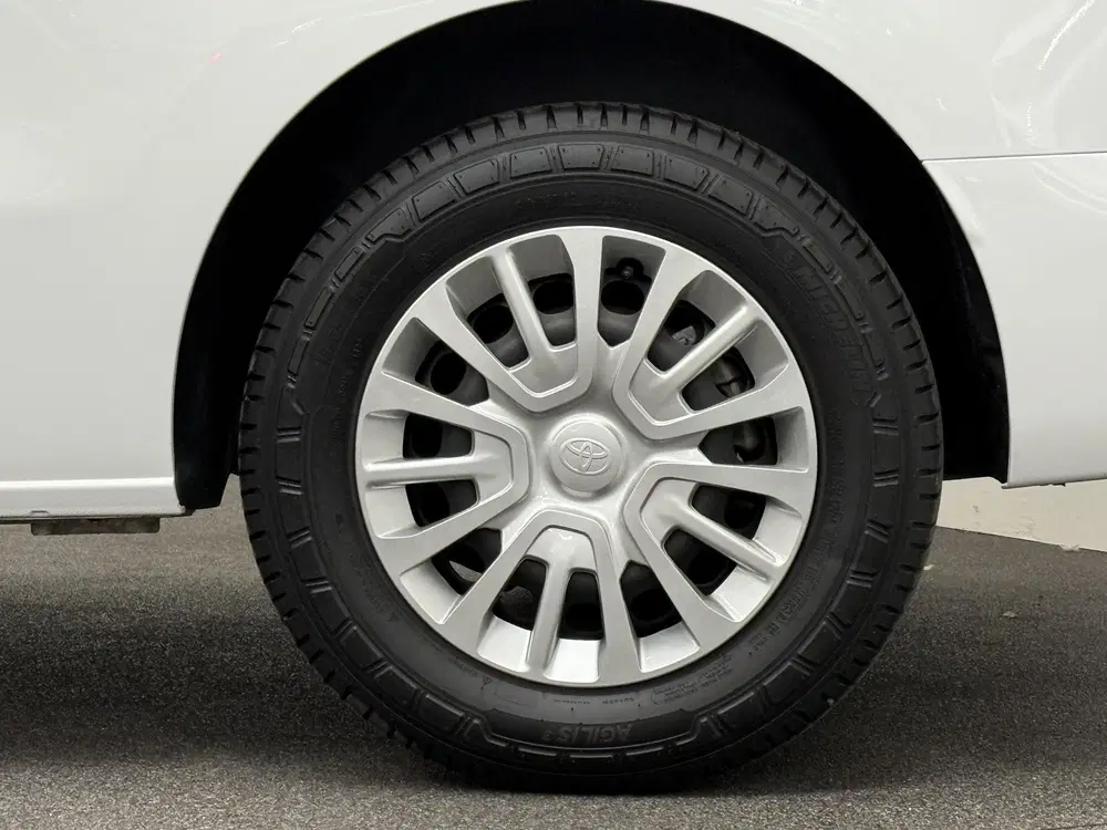 Toyota Proace Professional Extra Range 75 kW uit 2023, foto 2