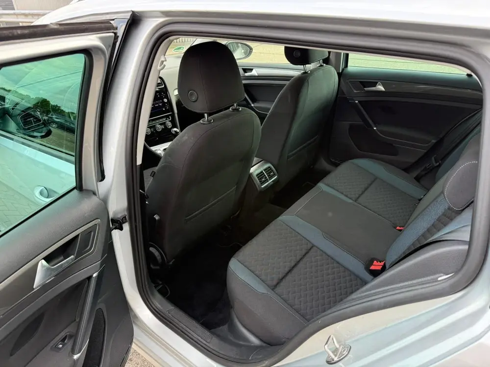 Volkswagen Golf Variant 1.0 TSI BlueMotion Technology uit 2019, foto 10