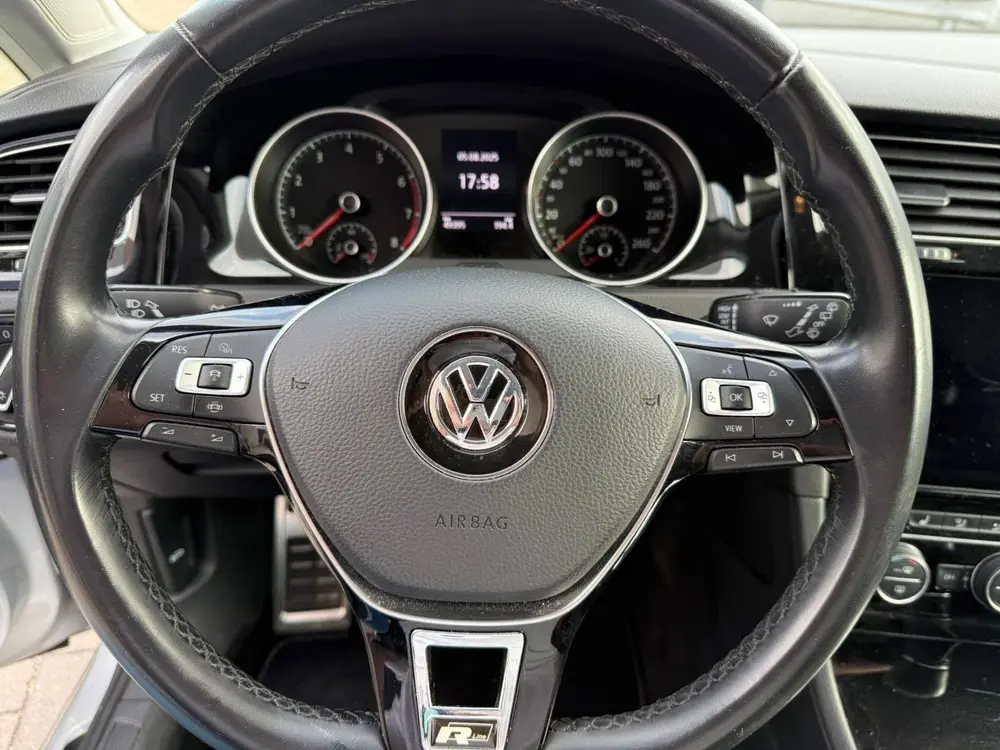 Volkswagen Golf Variant 1.0 TSI BlueMotion Technology uit 2019, foto 13
