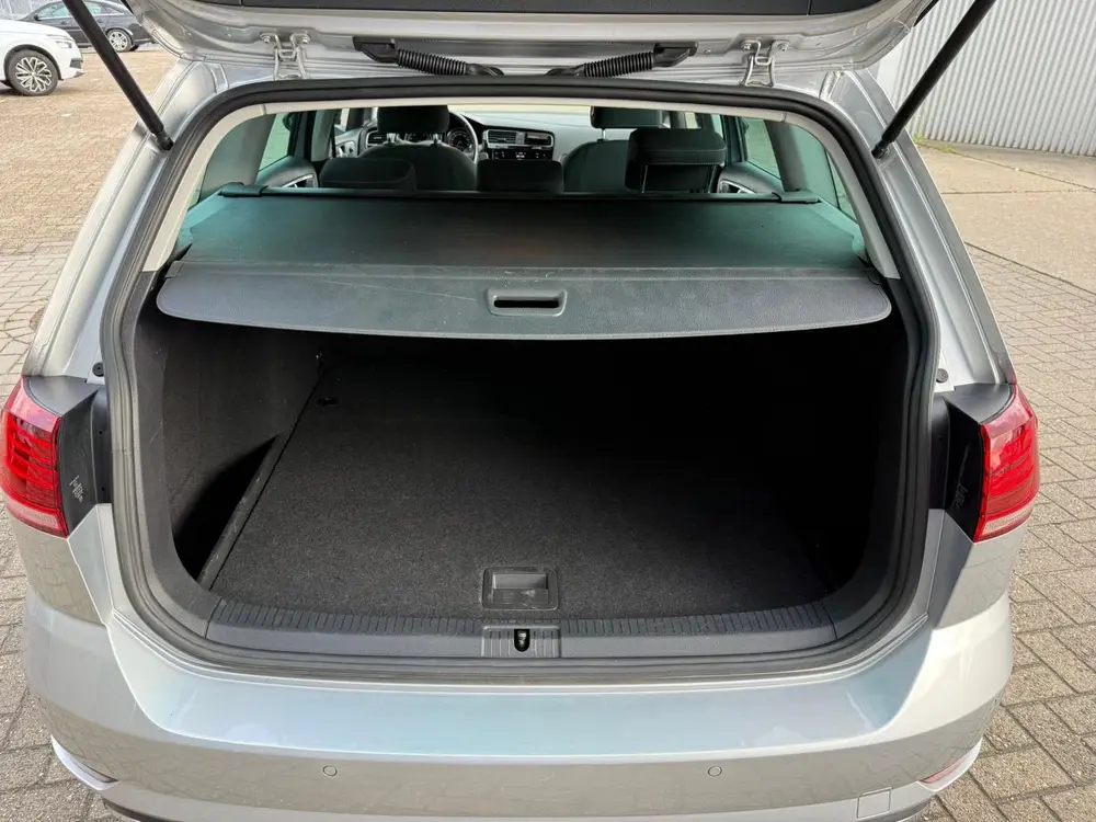 Volkswagen Golf Variant 1.0 TSI BlueMotion Technology uit 2019, foto 18