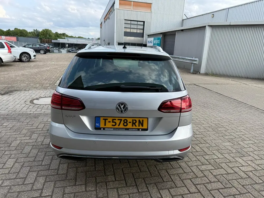 Volkswagen Golf Variant 1.0 TSI BlueMotion Technology uit 2019, foto 4