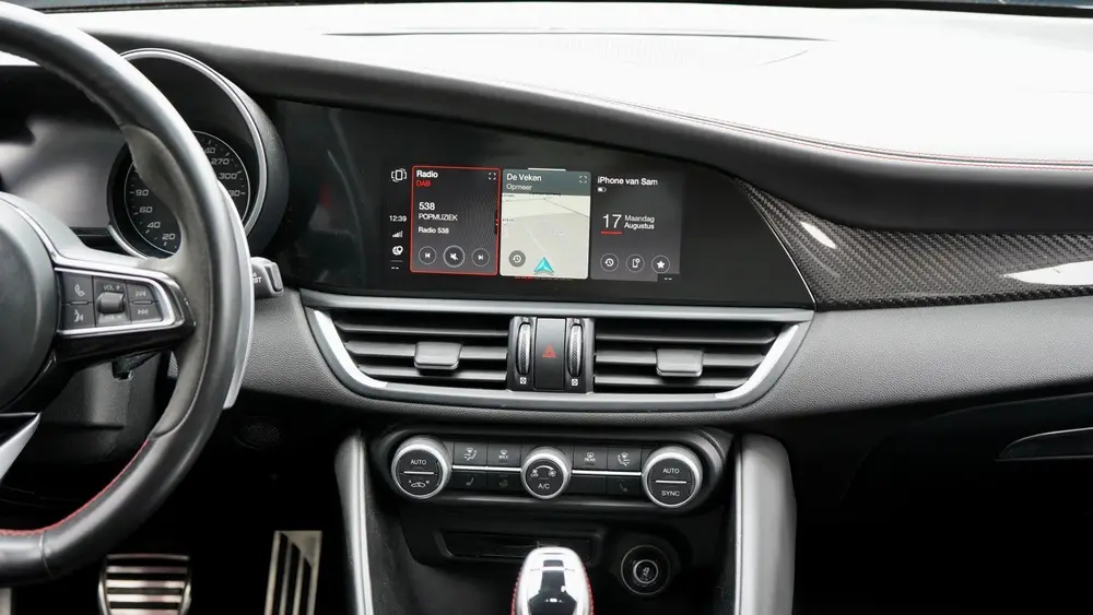 Alfa Romeo Giulia 2.9 V6 Quadrifoglio uit 2020, foto 14