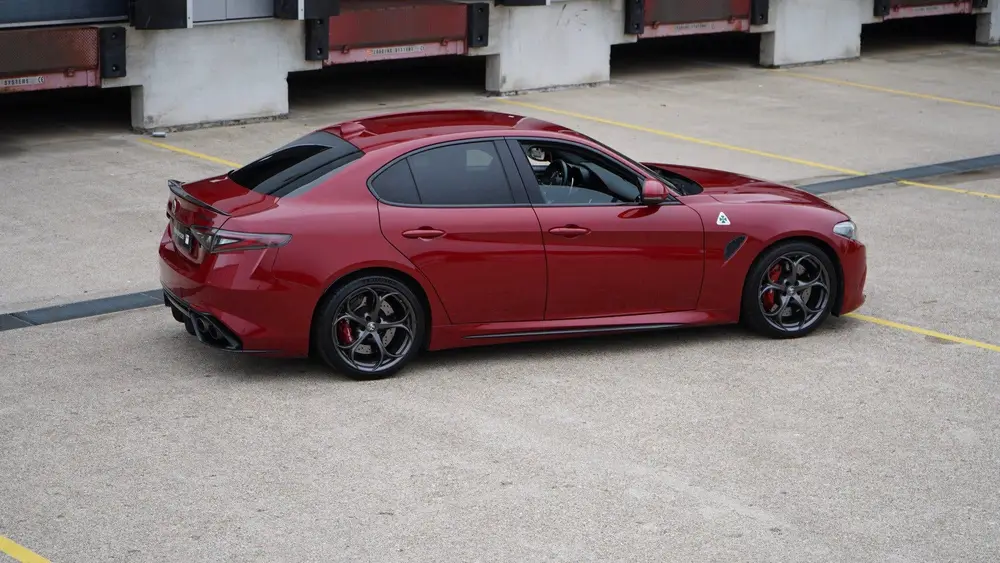 Alfa Romeo Giulia 2.9 V6 Quadrifoglio uit 2020, foto 15