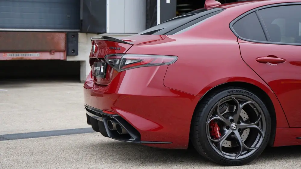 Alfa Romeo Giulia 2.9 V6 Quadrifoglio uit 2020, foto 20