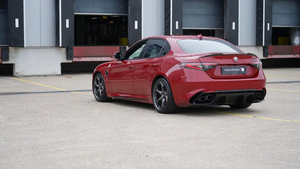 Alfa Romeo Giulia 2.9 V6 Quadrifoglio uit 2020, foto 5