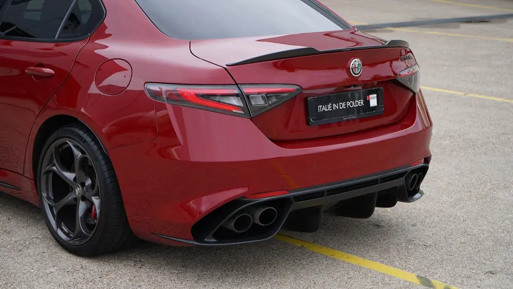 Alfa Romeo Giulia 2.9 V6 Quadrifoglio uit 2020, foto 6