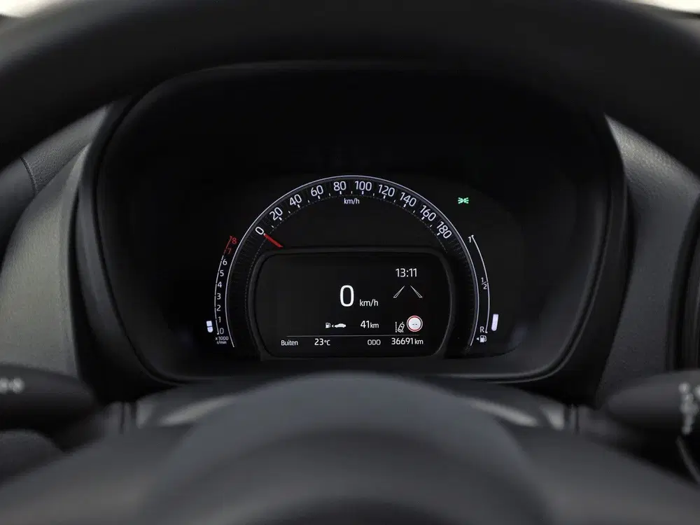 Toyota Aygo 1.0 VVT-i MT Play (APPLE CARPLAY uit 2023, foto 19
