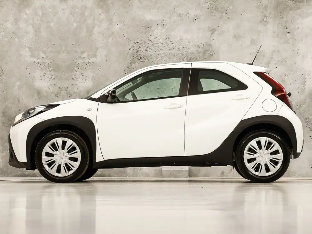 Toyota Aygo 1.0 VVT-i MT Play (APPLE CARPLAY uit 2023, foto 2
