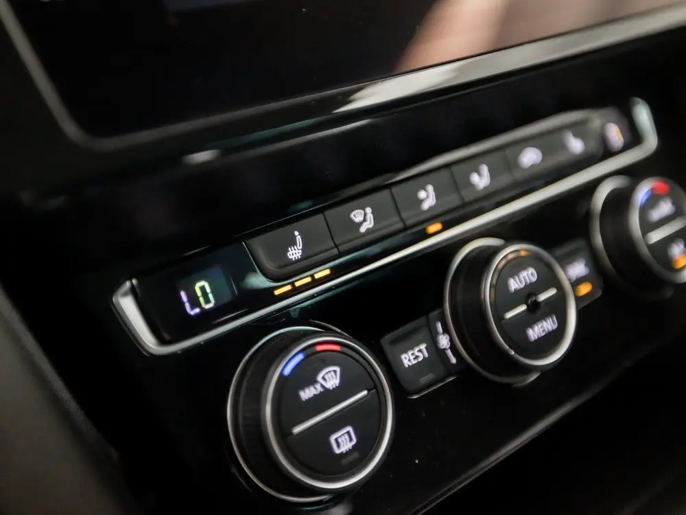 Volkswagen Passat Variant 1.5 TSI Highline Sportline 150Pk A uit 2019, foto 10