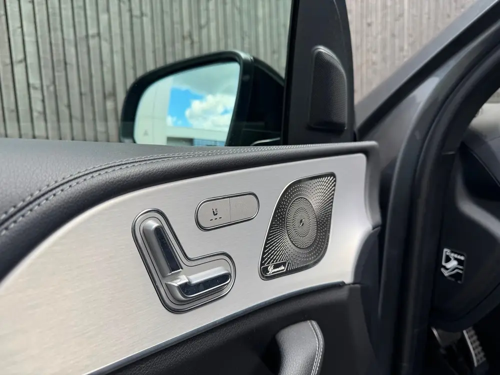Mercedes-Benz GLE 350e uit 2022, foto 12