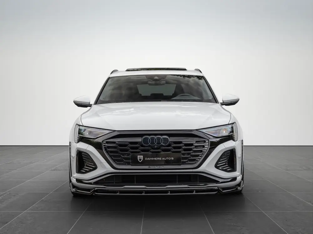 Audi Q8 SQ8 503pk Quattro 115 kWh Pano S-st uit 2024, foto 11