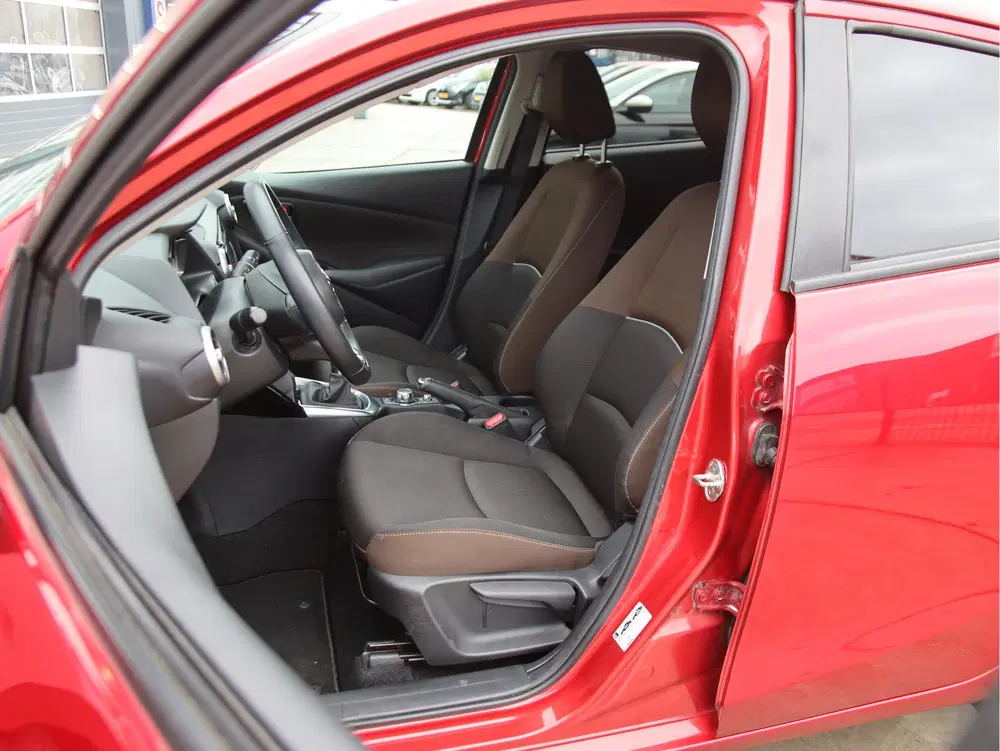 Mazda 2 1.5 Skyactiv-G Style Selected LED uit 2021, foto 8