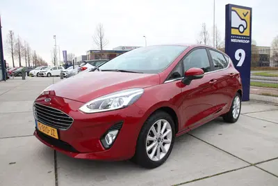 Ford Fiesta 1.0 EcoB Titanium BLIS uit 2019