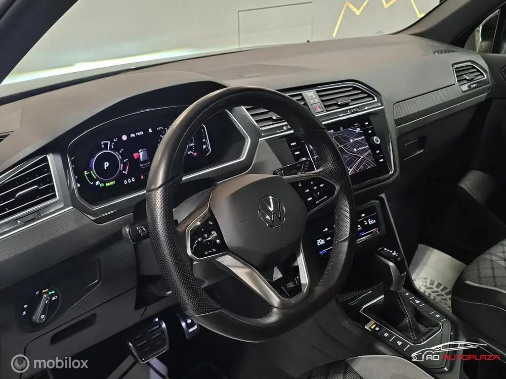 Volkswagen Tiguan 1.4 TSI eHybrid 3x R-Line Panorama/Black s uit 2022, foto 3