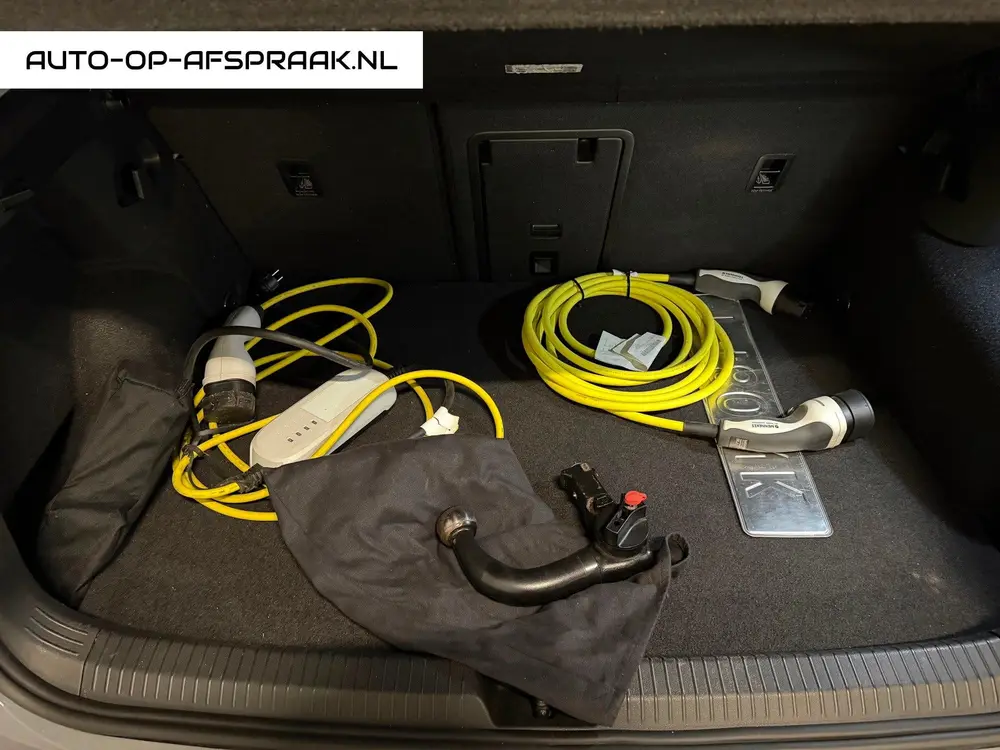 Volkswagen Golf 1.4 eHybrid Style Nav Camera Stoelv. Cruise uit 2020, foto 18